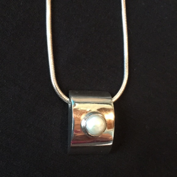 Jewelry - Sterling silver/ pearl necklace Jewelry - Sterling silver/ pearl necklace